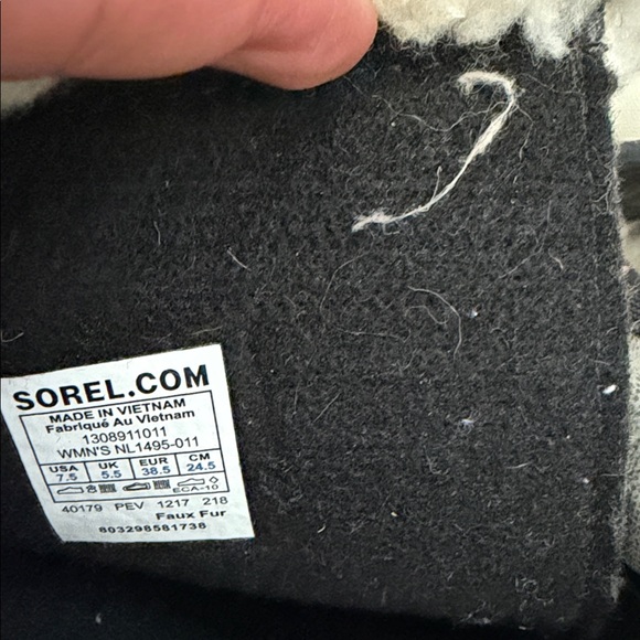 Sorel Women Black Winter Boots - Picture 3 of 3